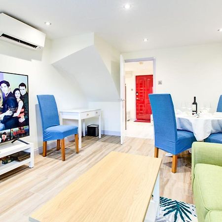 2 Bedroom Luxury House In オックスフォード エクステリア 写真