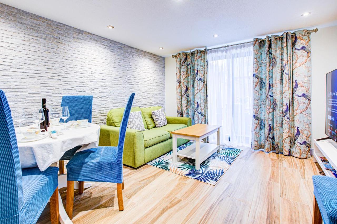 2 Bedroom Luxury House In オックスフォード エクステリア 写真